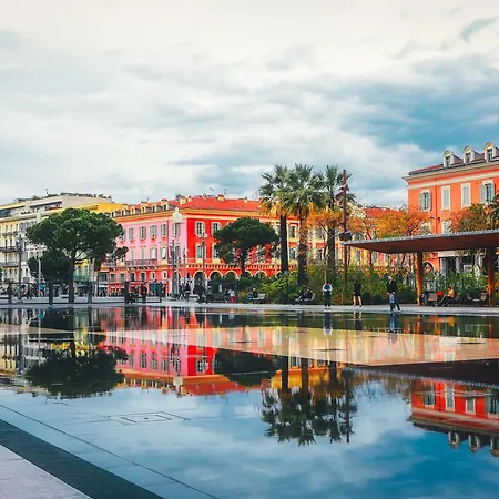 Riviera - Cote D'azur - Old Town - Promenade Des 3* Nicea